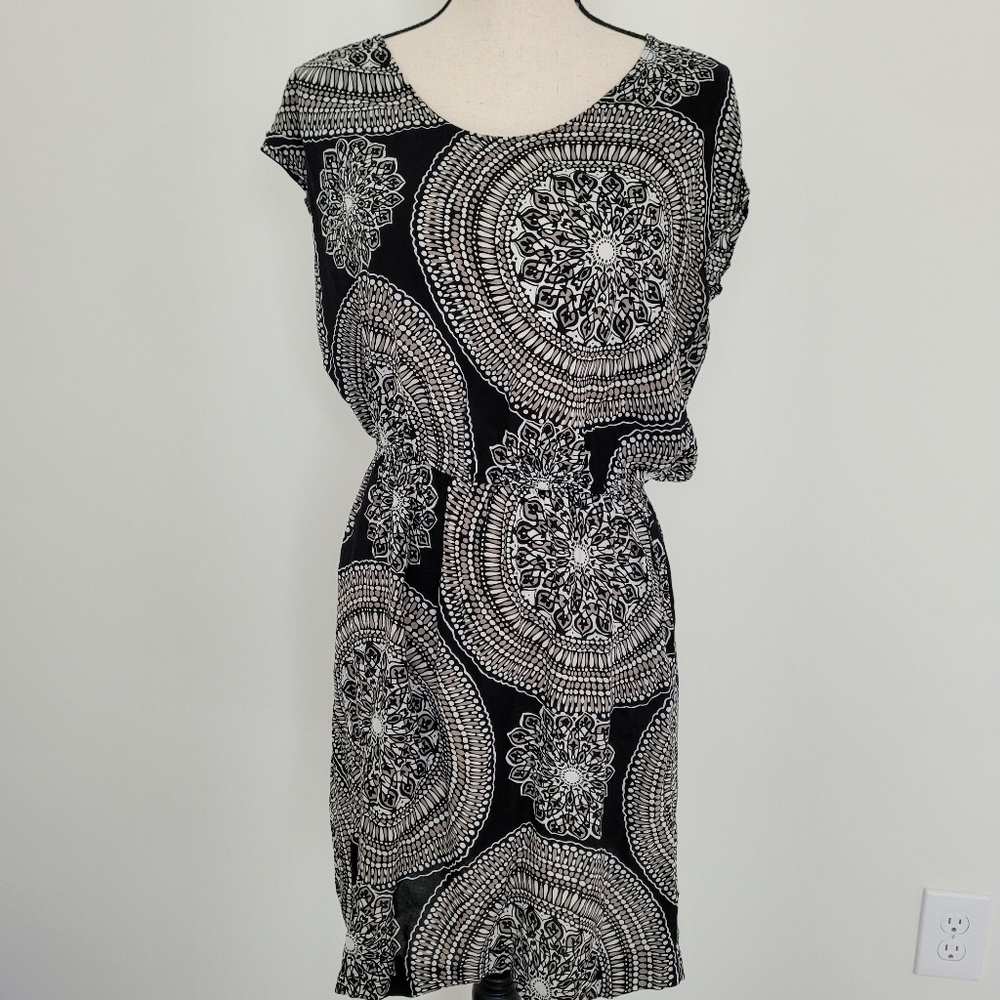 Banana Republic light dress